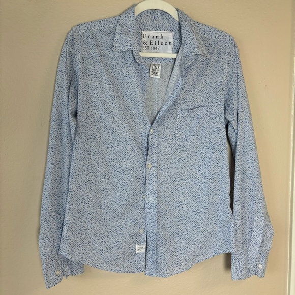 FRANK AND EILEEN - Eileen buttondown - floral blouse, 100% Cotton Size S - Picture 3 of 7